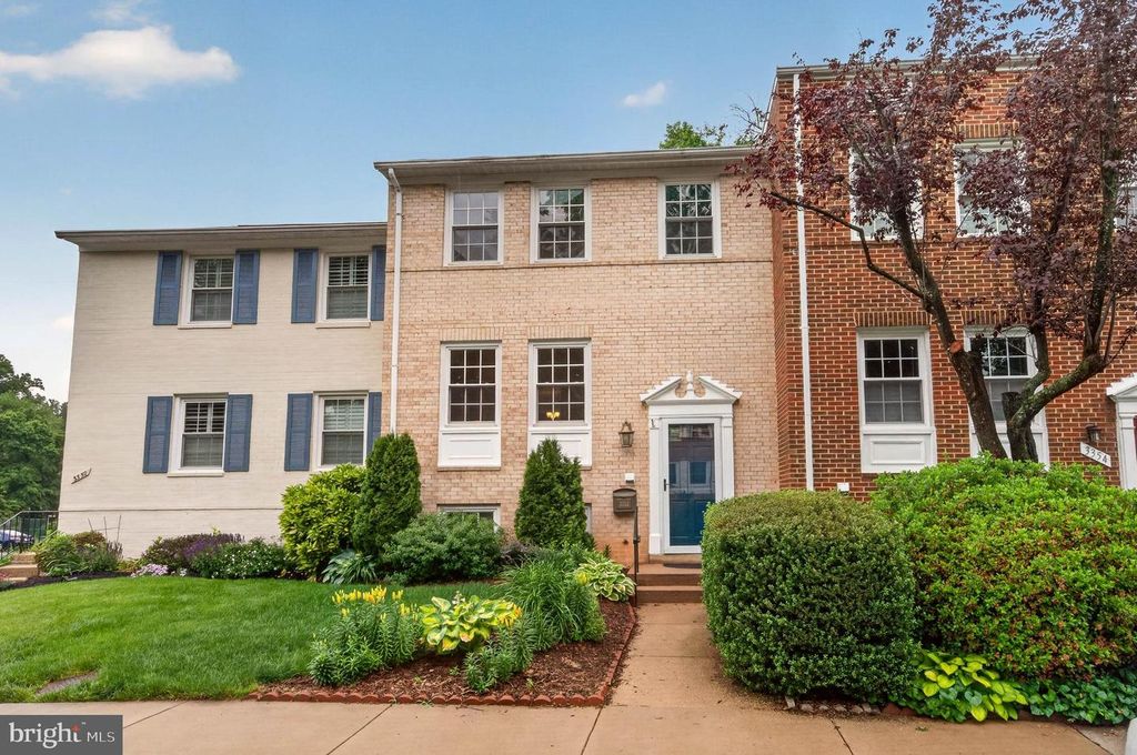 3352 BRECKENRIDGE CT, Annandale, VA 22003