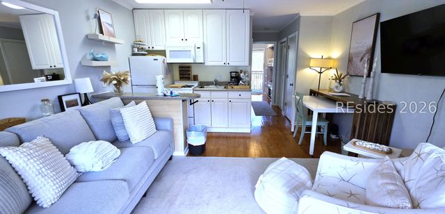 23 S Forest Beach Dr Apt 289, Hilton Head Island, SC 29928