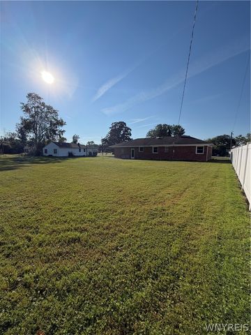 1629 South Bend Lane, Hamburg, NY 14085