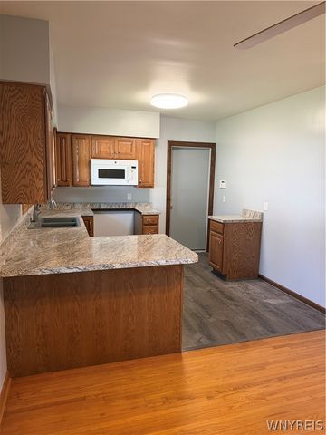 1629 South Bend Lane, Hamburg, NY 14085