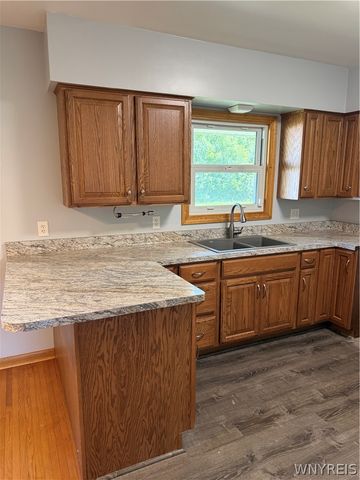 1629 South Bend Lane, Hamburg, NY 14085