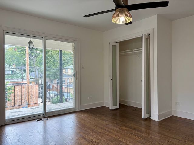 2538 W Arthur Avenue 2, Chicago, IL 60645