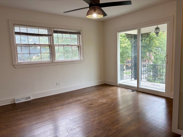 2538 W Arthur Avenue 2, Chicago, IL 60645