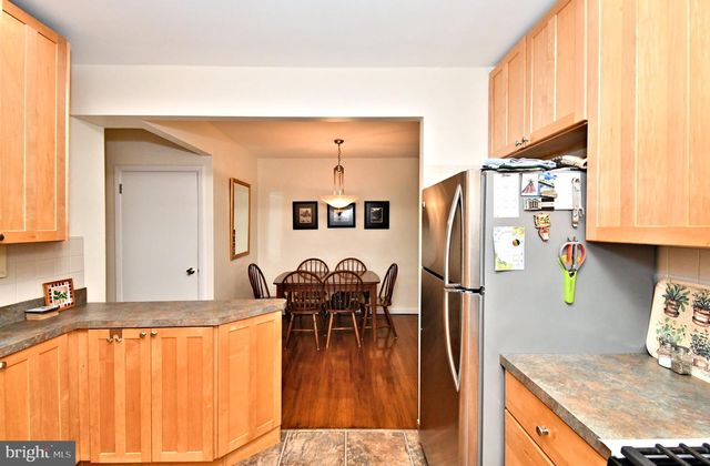 9962 WOODFERN RD, Philadelphia, PA 19115