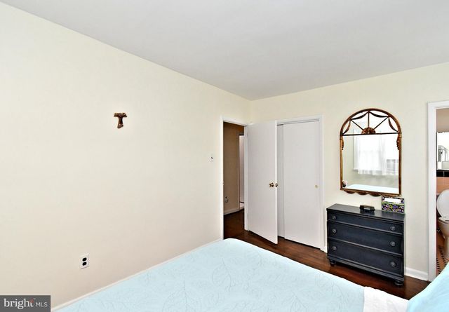 9962 WOODFERN RD, Philadelphia, PA 19115