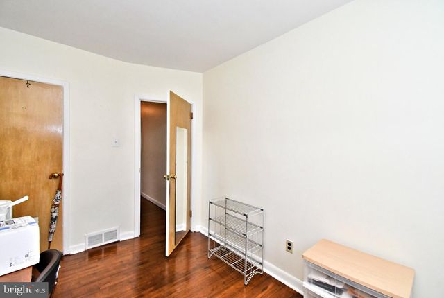 9962 WOODFERN RD, Philadelphia, PA 19115