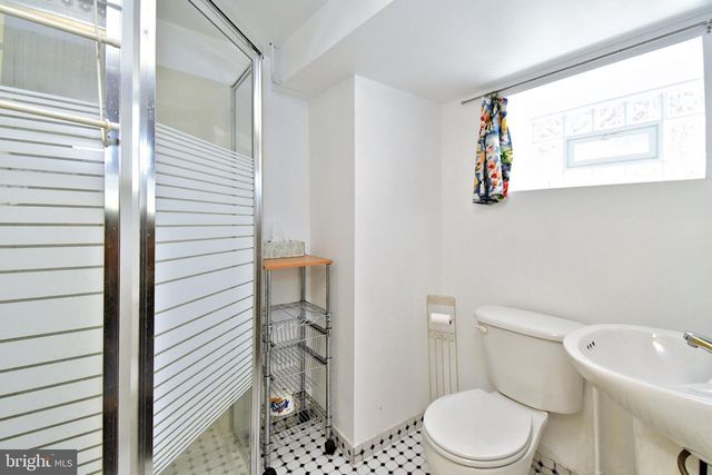 9962 WOODFERN RD, Philadelphia, PA 19115