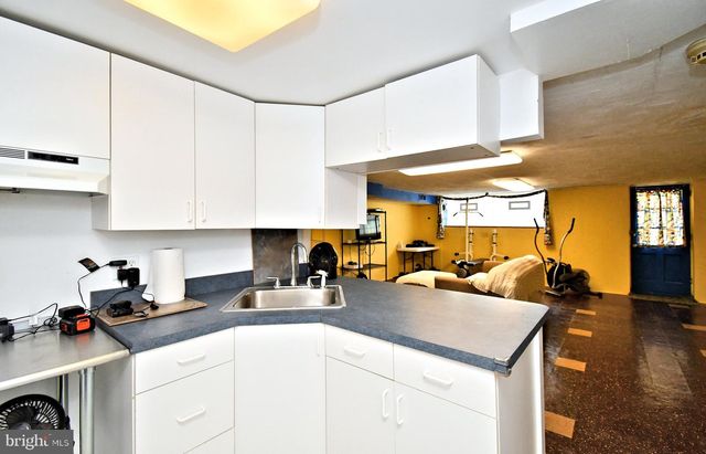 9962 WOODFERN RD, Philadelphia, PA 19115