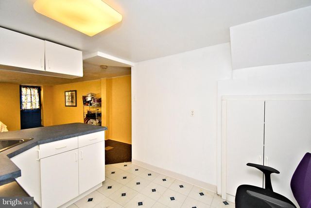 9962 WOODFERN RD, Philadelphia, PA 19115