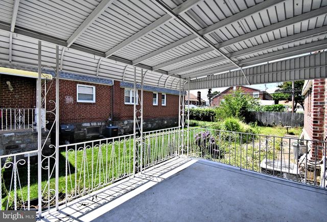 9962 WOODFERN RD, Philadelphia, PA 19115