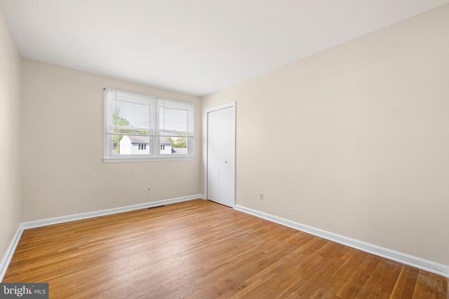 2403 LARKWOOD DR, Wilmington, DE 19810