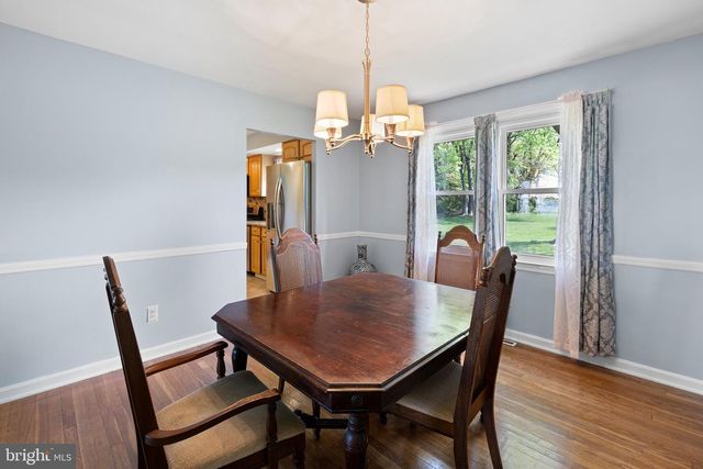 2403 LARKWOOD DR, Wilmington, DE 19810