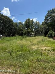 1218 Tisdale Avenue, Canton, MS 39046
