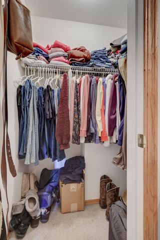 1704 Redbud Drive, Joplin, MO 64801