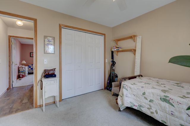 1704 Redbud Drive, Joplin, MO 64801