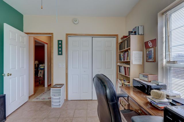 1704 Redbud Drive, Joplin, MO 64801