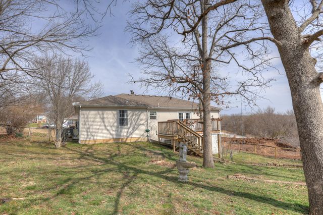 1704 Redbud Drive, Joplin, MO 64801