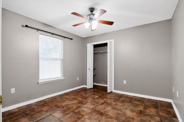 203 8th Avenue, Crestview, FL 32536