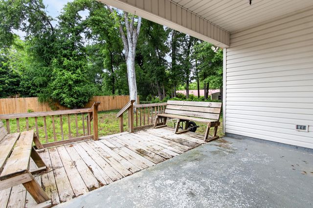 203 8th Avenue, Crestview, FL 32536