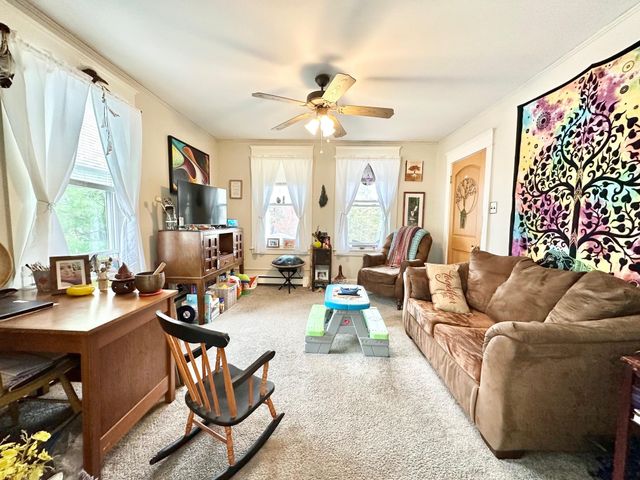 477-479 Calef Road, Manchester, NH 03103