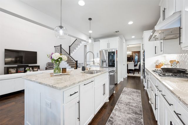 126 Darbonne Lane, Irving, TX 75039