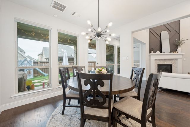 126 Darbonne Lane, Irving, TX 75039