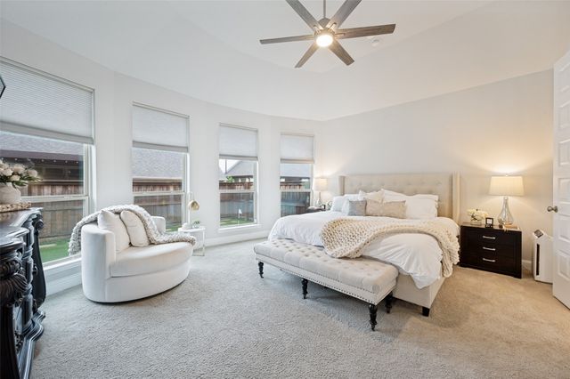 126 Darbonne Lane, Irving, TX 75039
