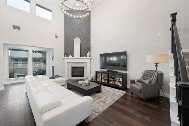 126 Darbonne Lane, Irving, TX 75039