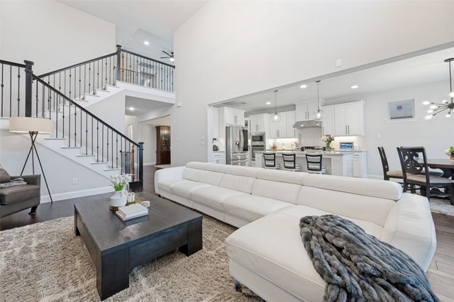 126 Darbonne Lane, Irving, TX 75039