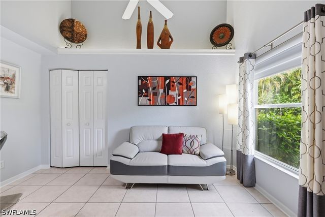 1768 Royal CIR 1402, Naples, FL 34112