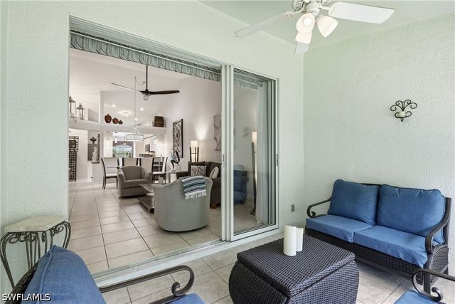1768 Royal CIR 1402, Naples, FL 34112