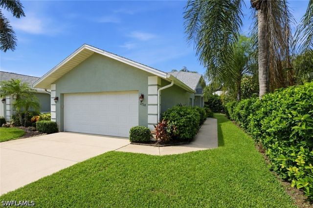 1768 Royal CIR 1402, Naples, FL 34112