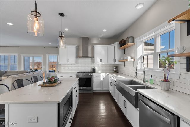 14451 Sousa Street, North Lawrence, OH 44666