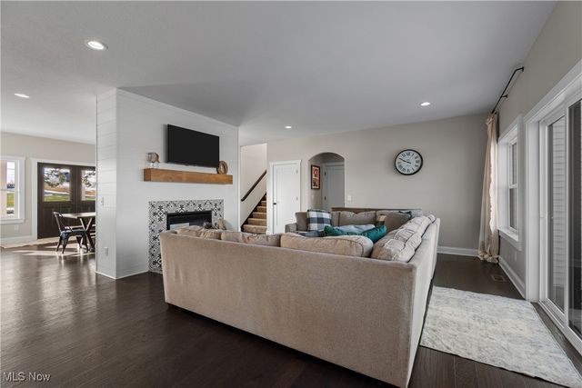 14451 Sousa Street, North Lawrence, OH 44666