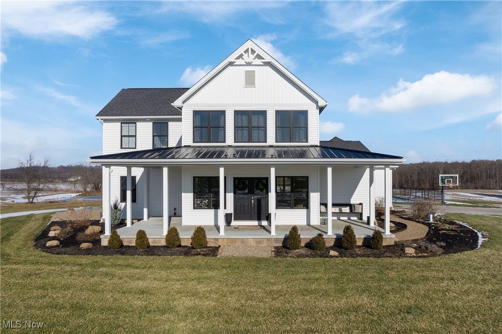 14451 Sousa Street, North Lawrence, OH 44666