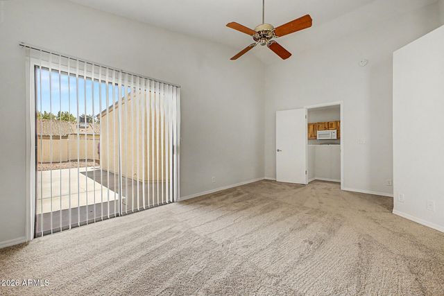 879 E HEARNE Way, Gilbert, AZ 85234
