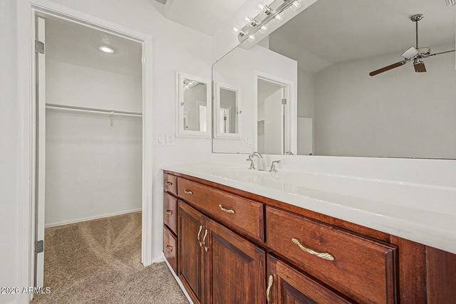879 E HEARNE Way, Gilbert, AZ 85234