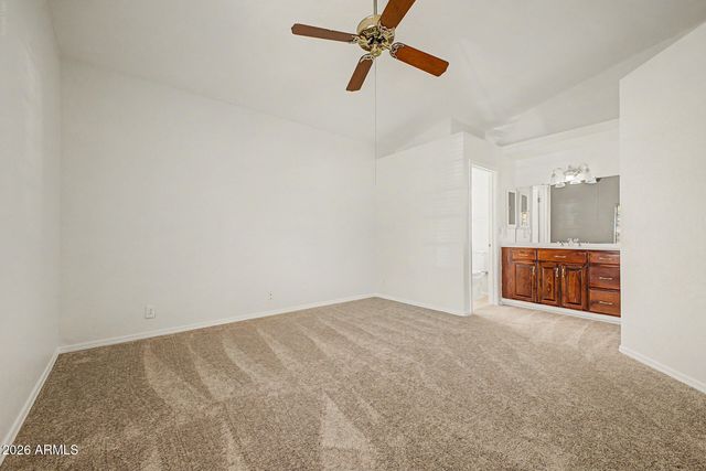 879 E HEARNE Way, Gilbert, AZ 85234