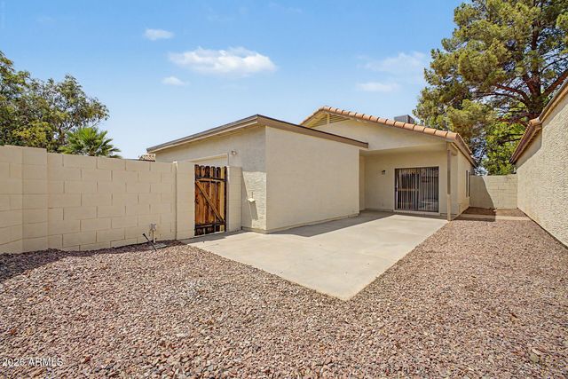 879 E HEARNE Way, Gilbert, AZ 85234