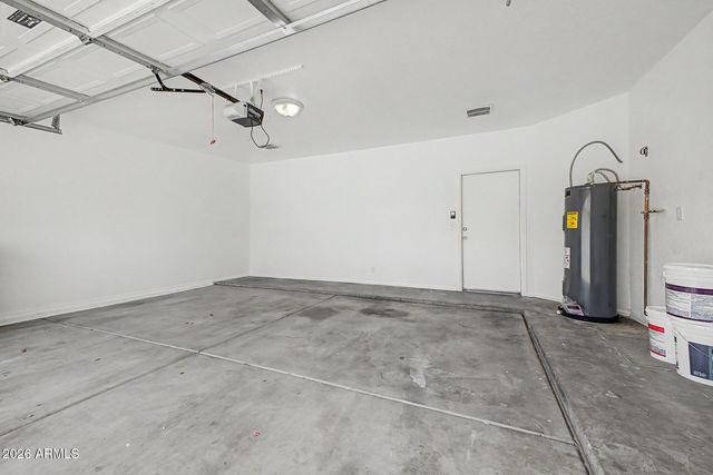 879 E HEARNE Way, Gilbert, AZ 85234