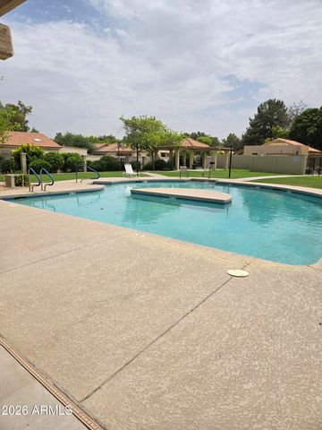 879 E HEARNE Way, Gilbert, AZ 85234