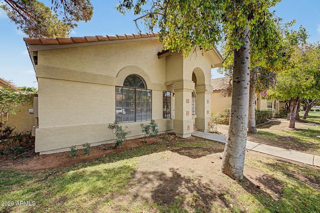 879 E HEARNE Way, Gilbert, AZ 85234