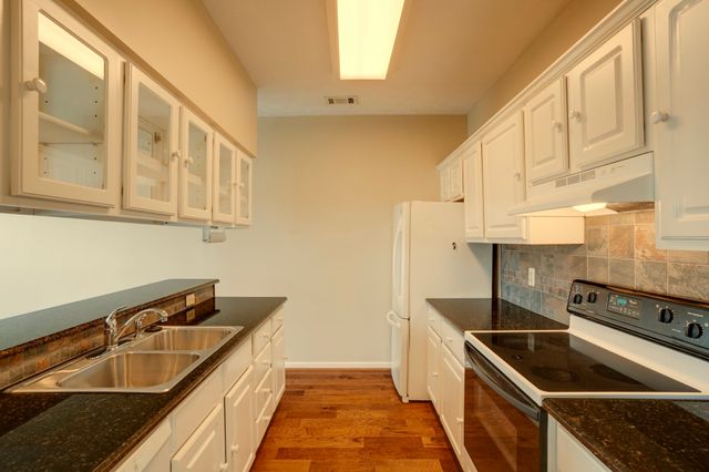 406 Churchill Xing, Madison, TN 37115