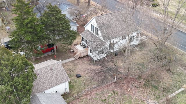 506 S 20TH Street, Murphysboro, IL 62966