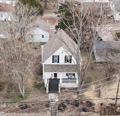 506 S 20TH Street, Murphysboro, IL 62966