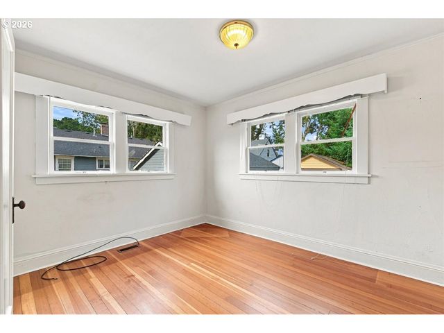 923 Hoffman St, Woodland, WA 98674