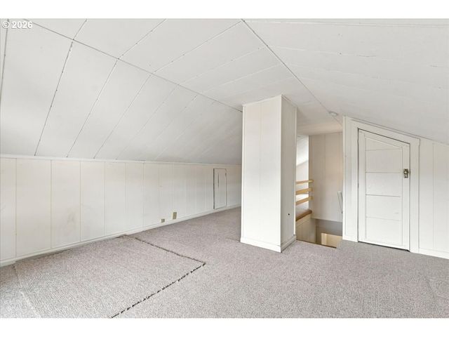 923 Hoffman St, Woodland, WA 98674