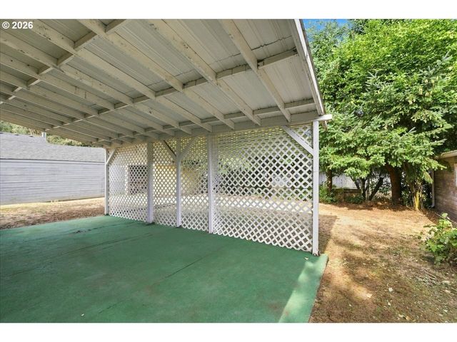 923 Hoffman St, Woodland, WA 98674