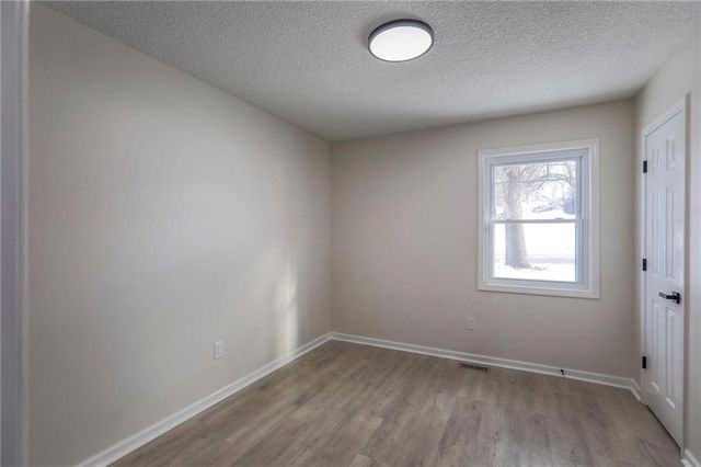 7708 NE 53rd Street, Kansas City, MO 64119