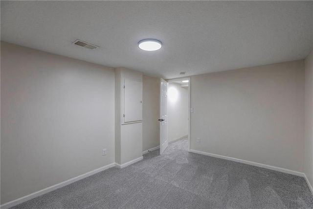 7708 NE 53rd Street, Kansas City, MO 64119